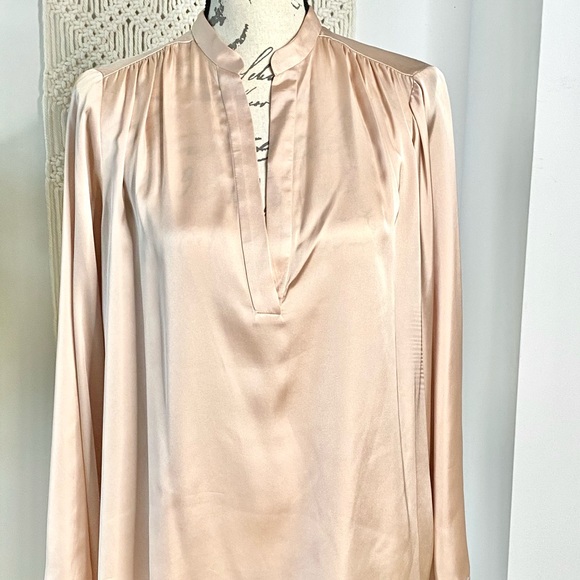 NWT Zara Shimmer Pink Blouse 👚 XS, $20 off - Picture 3 of 4